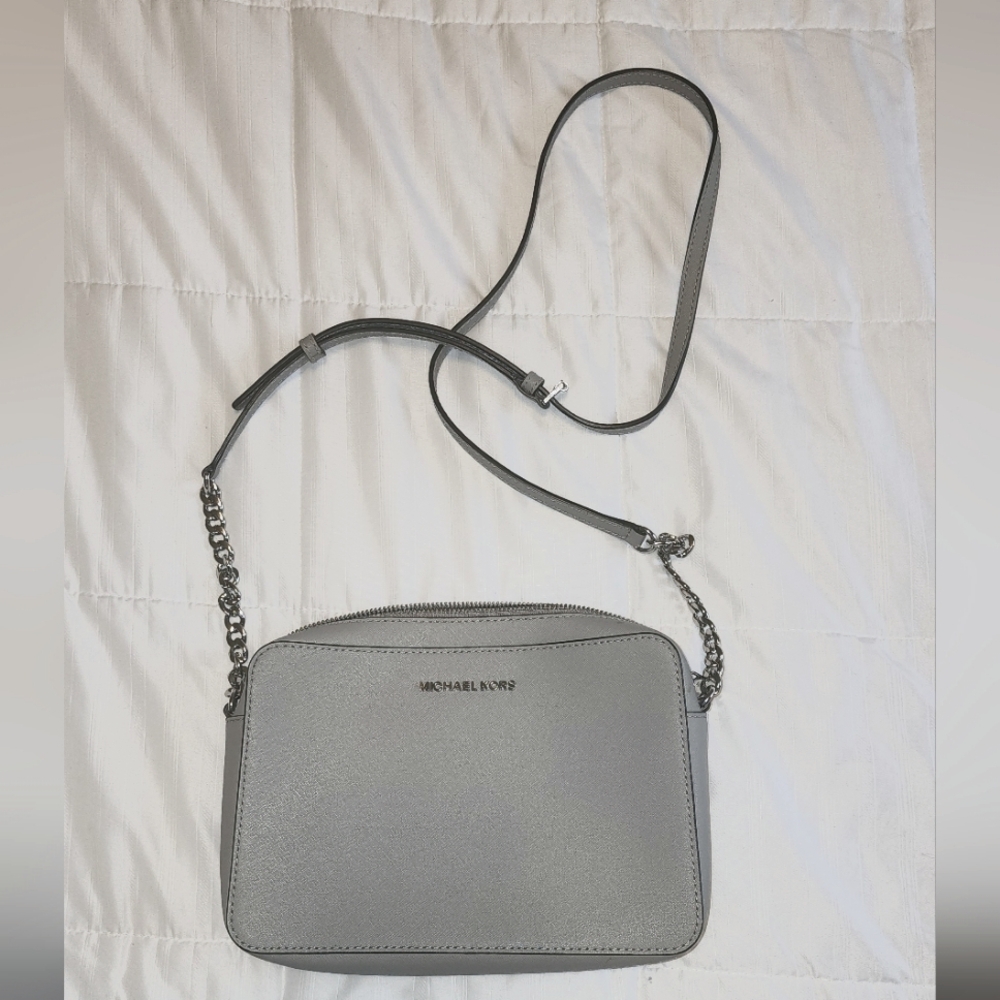 MK large Women's Jet Set Crossbody Bag